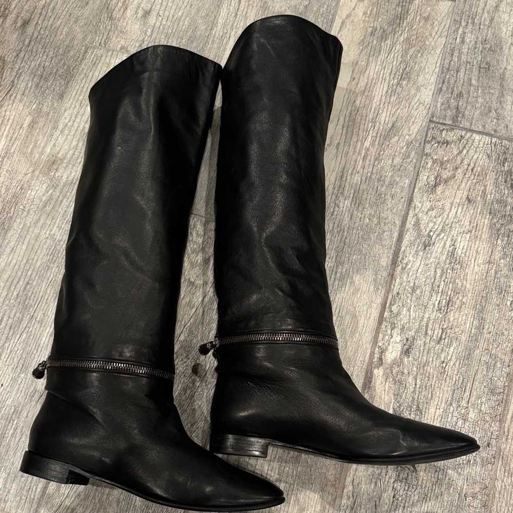 Sergio Rossi Black Knee Boots. Very soft leather
